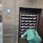 Celula-electrica-automata-de-fierbere-si-afumare-cu-2-carucioare-capacitate-500-kg-sarja-KWG2E-Stawiany-3